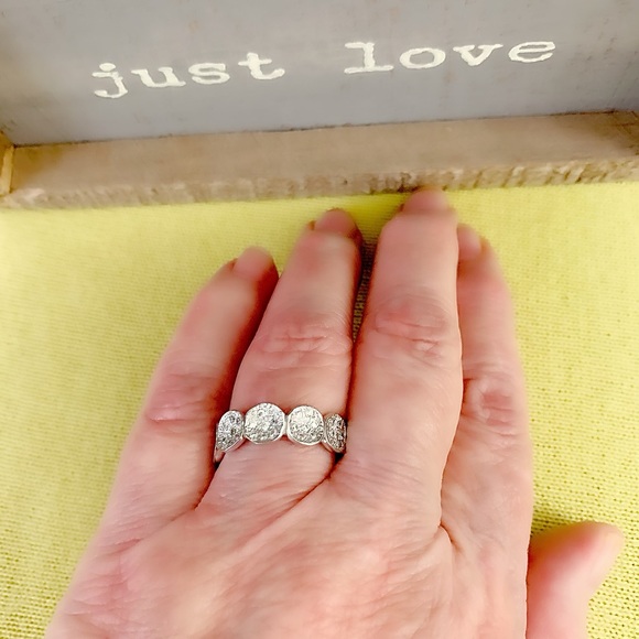 SOLD‼️MOVING🆑CLEARANCE🆑SALE-FINAL PRICES❌PUSH THE BUY NOW BUTTON & ENJOY NEW - Picture 4 of 8